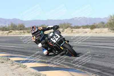 media/Dec-04-2025-Racers Edge (Thu) [[5ebc9f124d]]/3-B Group/3-Session 2 (Turn 7 Inside)/